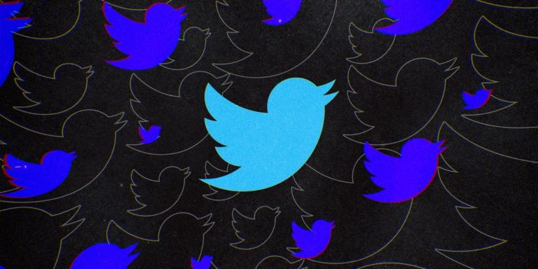 Twitter Asks 330 Million to Change Passwords | Social Factor